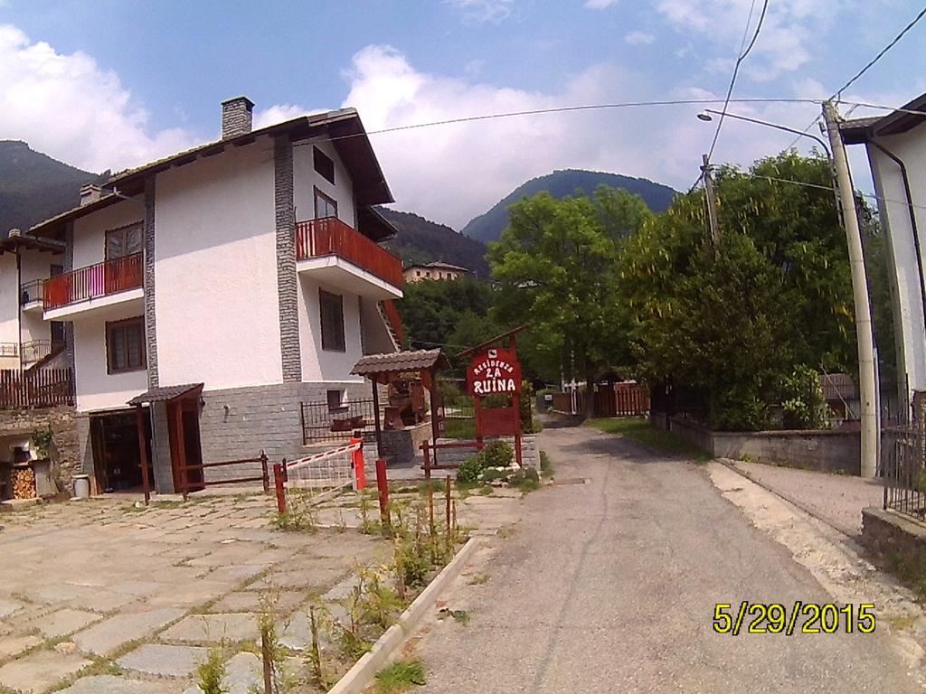 Aparthotel Residenza La Ruina Fenestrelle Exterior foto